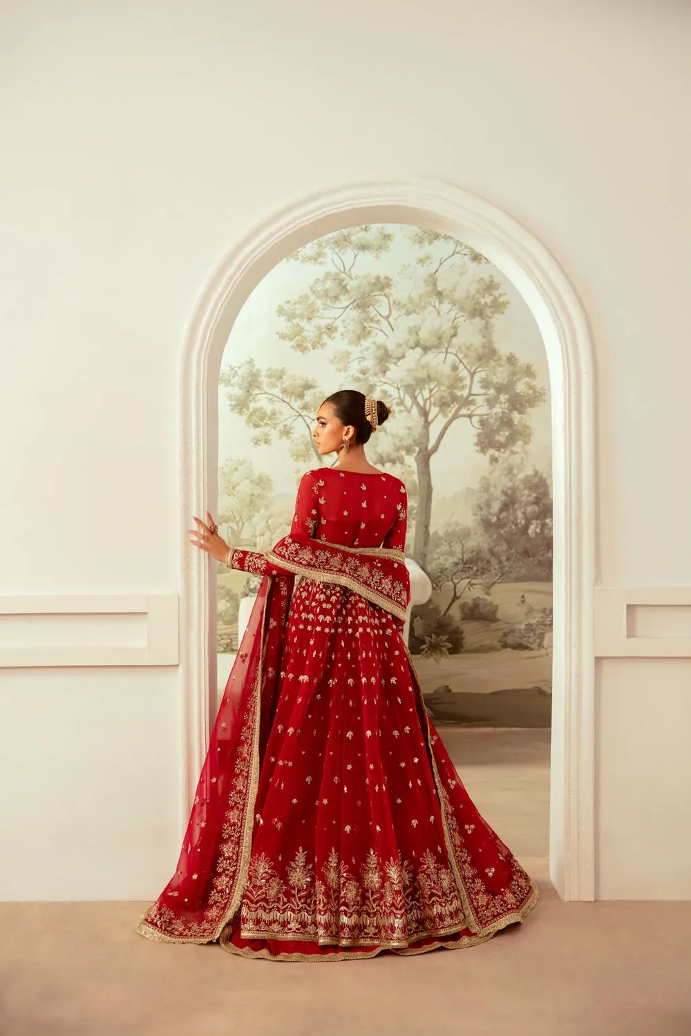 Akbar Aslam | Velora Formal Pret '24 | Sangre