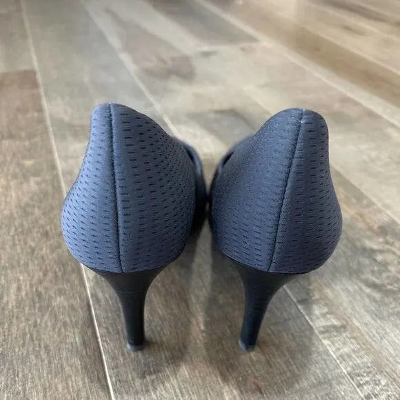Betabrand Comfort Mile Marker Heels Black Grey Womens Size 9
