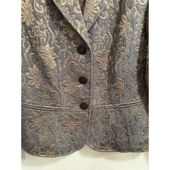 Chicos 1 Elegant Formal 3-Button Blazer Womens 8 Raised Pattern Champagne Gold