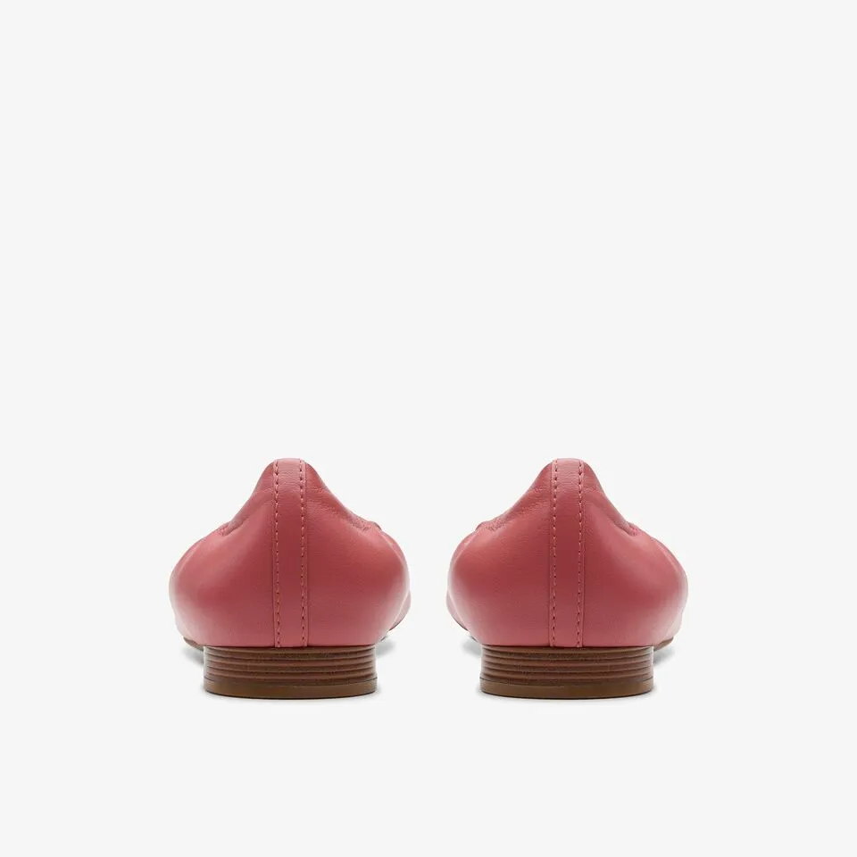 Clarks Women's Loreleigh Ave Dusty Rose | Black Leather