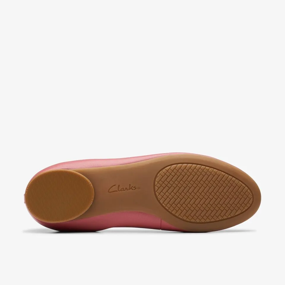 Clarks Women's Loreleigh Ave Dusty Rose | Black Leather