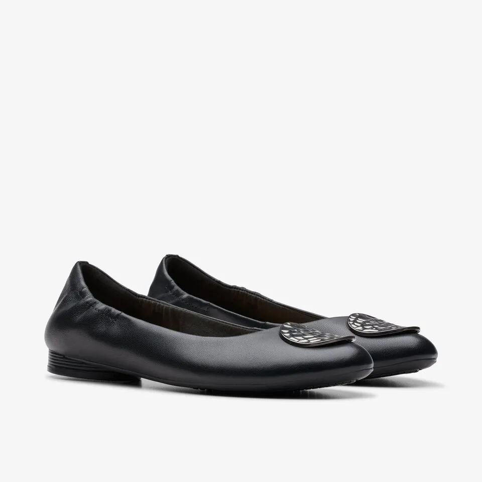 Clarks Women's Loreleigh Ave Dusty Rose | Black Leather
