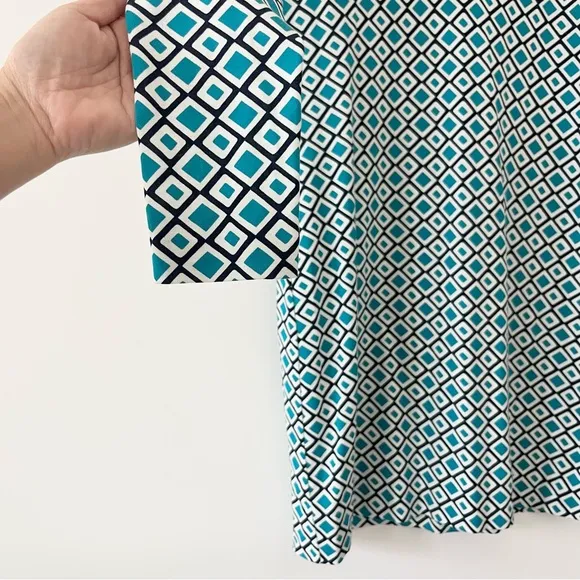 Diane von Furstenberg Diamond Print Sheath Dress Green White Black Cotton Silk 2
