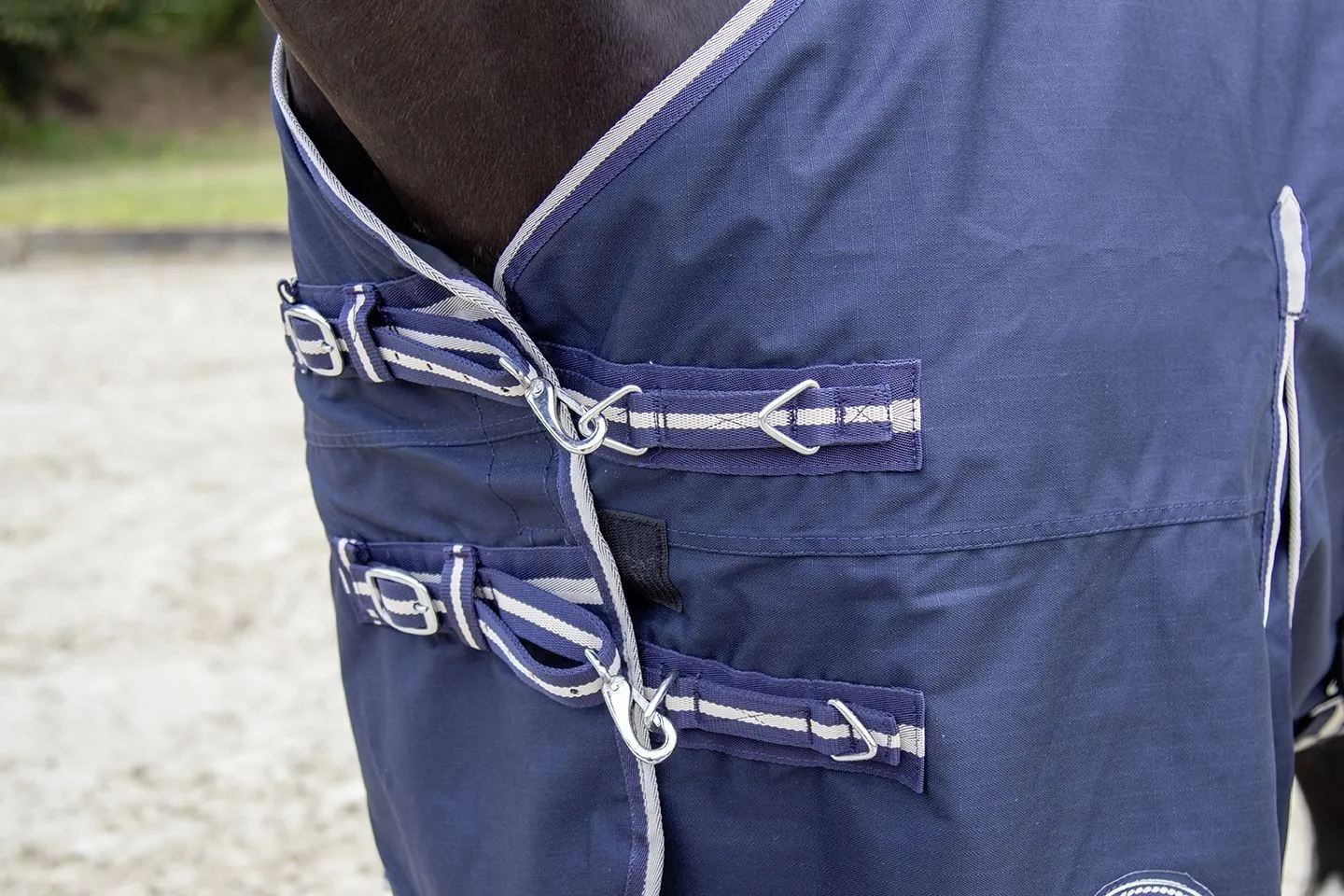 HKM Turnout Rug Ecolight 100G Filling