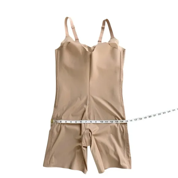 Honeylove Mid Thigh Bodysuit! Retail $129
