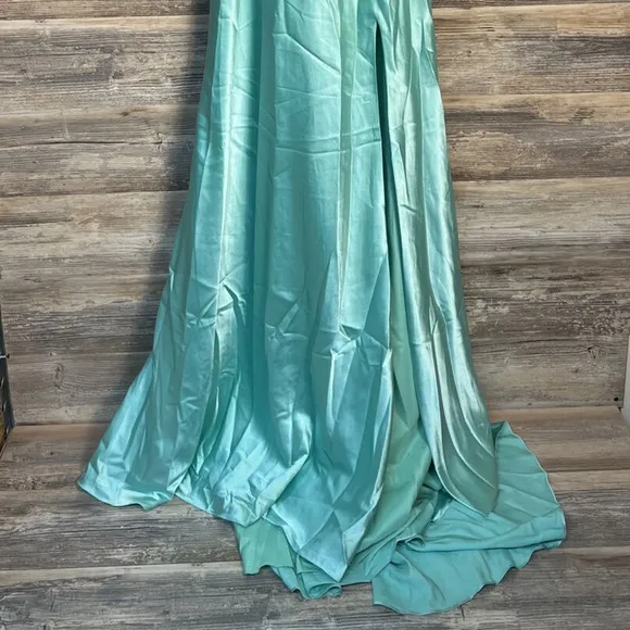 Night Moves Style 7066 Regal Gown with Pleated Train in Turquoise NWT