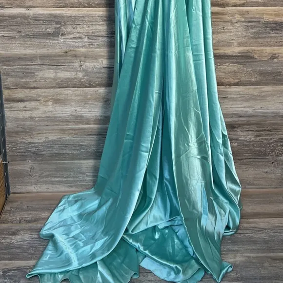 Night Moves Style 7066 Regal Gown with Pleated Train in Turquoise NWT