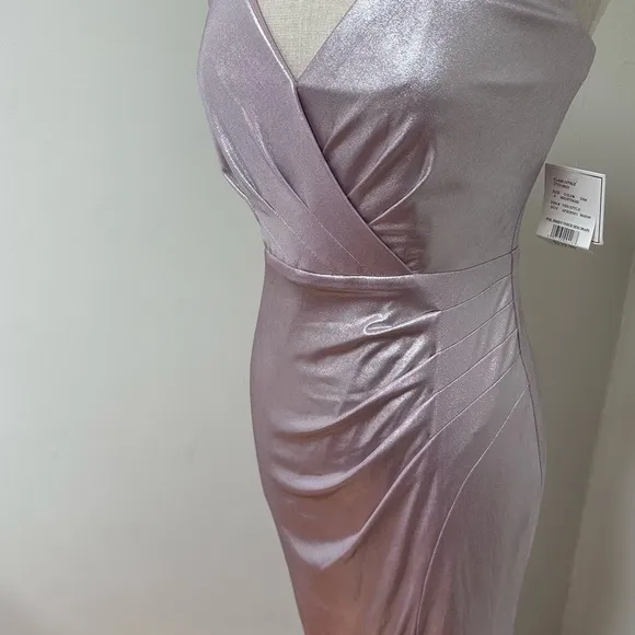 NWT David Bridal V-Neck Foiled Jersey Sheath Dress With Pleats Dusty Rose Size 4