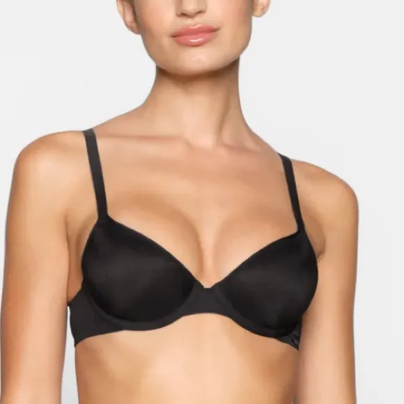 NWT Skims Women’s Weightless Demi Bra in Color Onyx  - Size 36DD