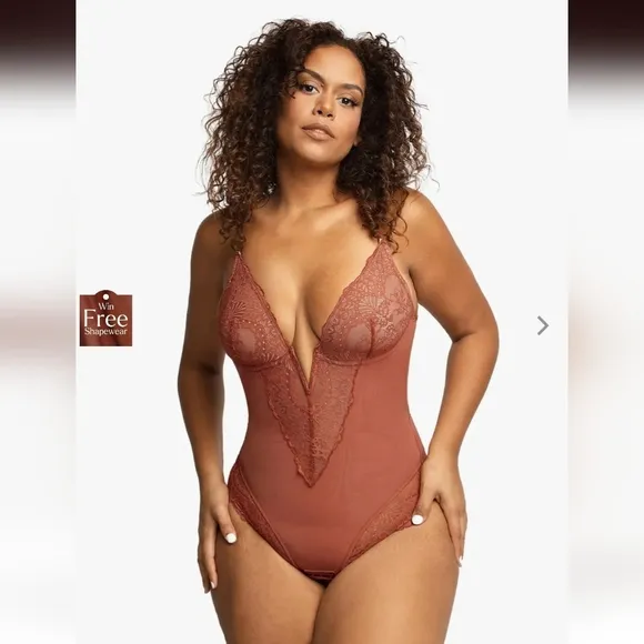 Popilush Shapewear Lace Deep V-Neck Sculpting Thong Bodysuit. NEW!