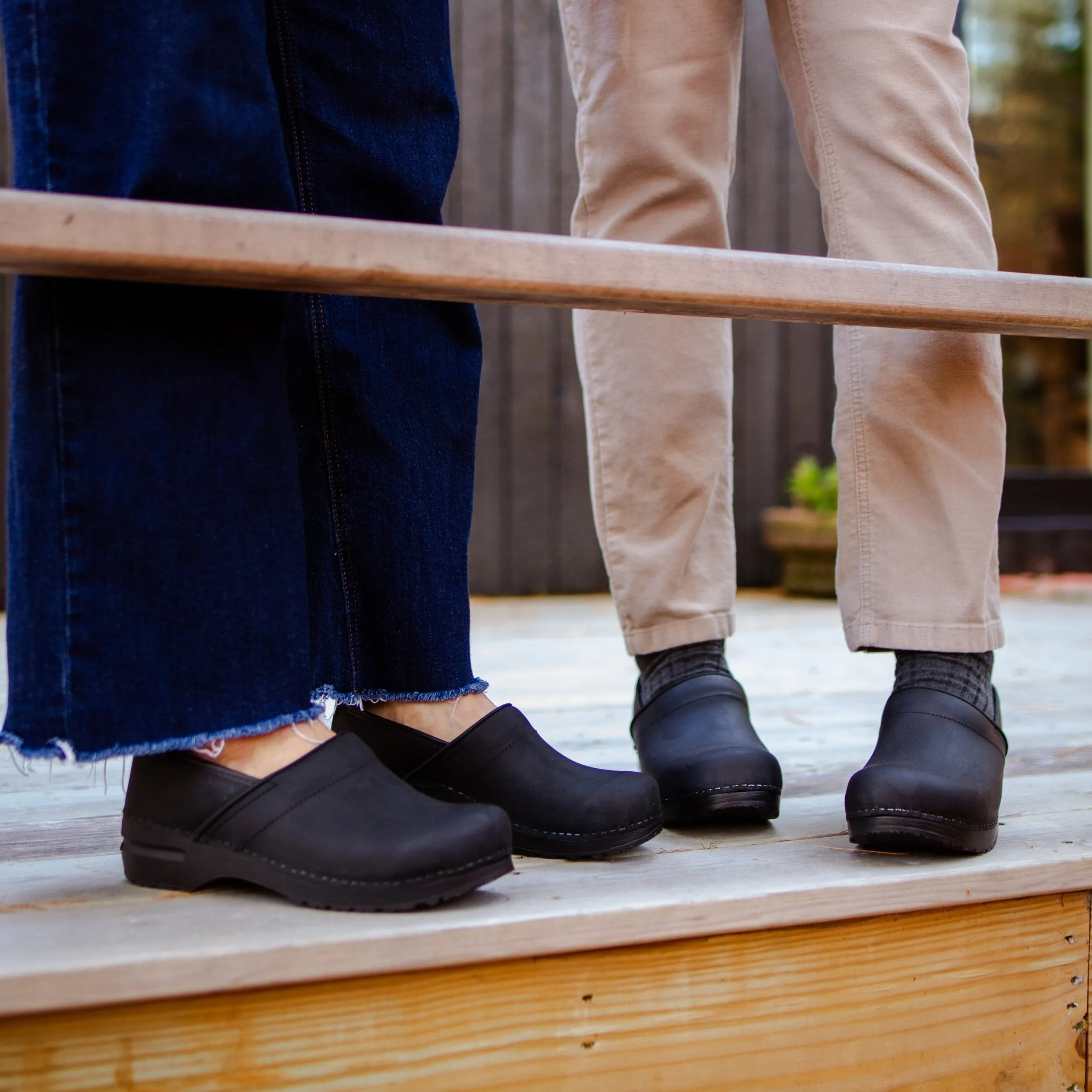 Pro. Oiled Leather Women's Clog in Black