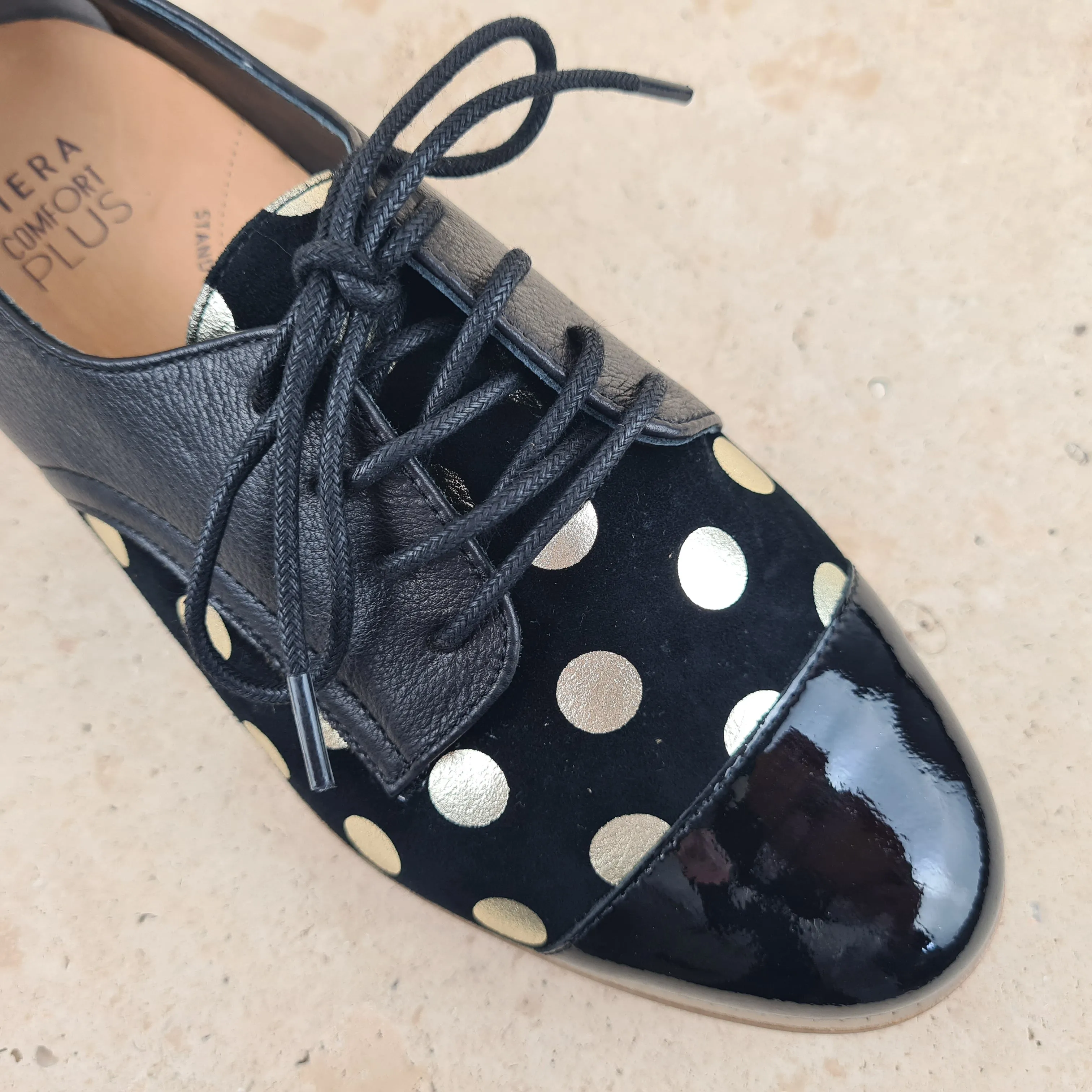 Tobin  Black/Gold