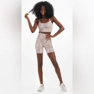 Vuori Womens Clean Elevation Shorty Bike Shorts In Dogwood Washed Flower