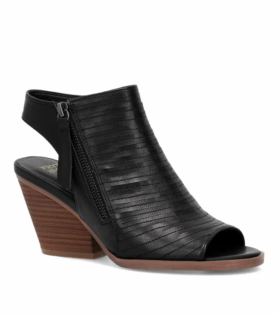 Women's Gianella